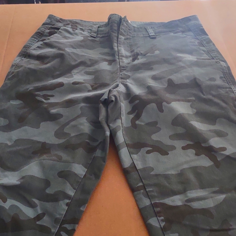 Camuflado green size 8 como Nuevo Gap